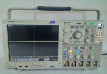 Tektronix／テクトロニクス　ミックスド・ドメイン・オシロスコープ　MDO4054C