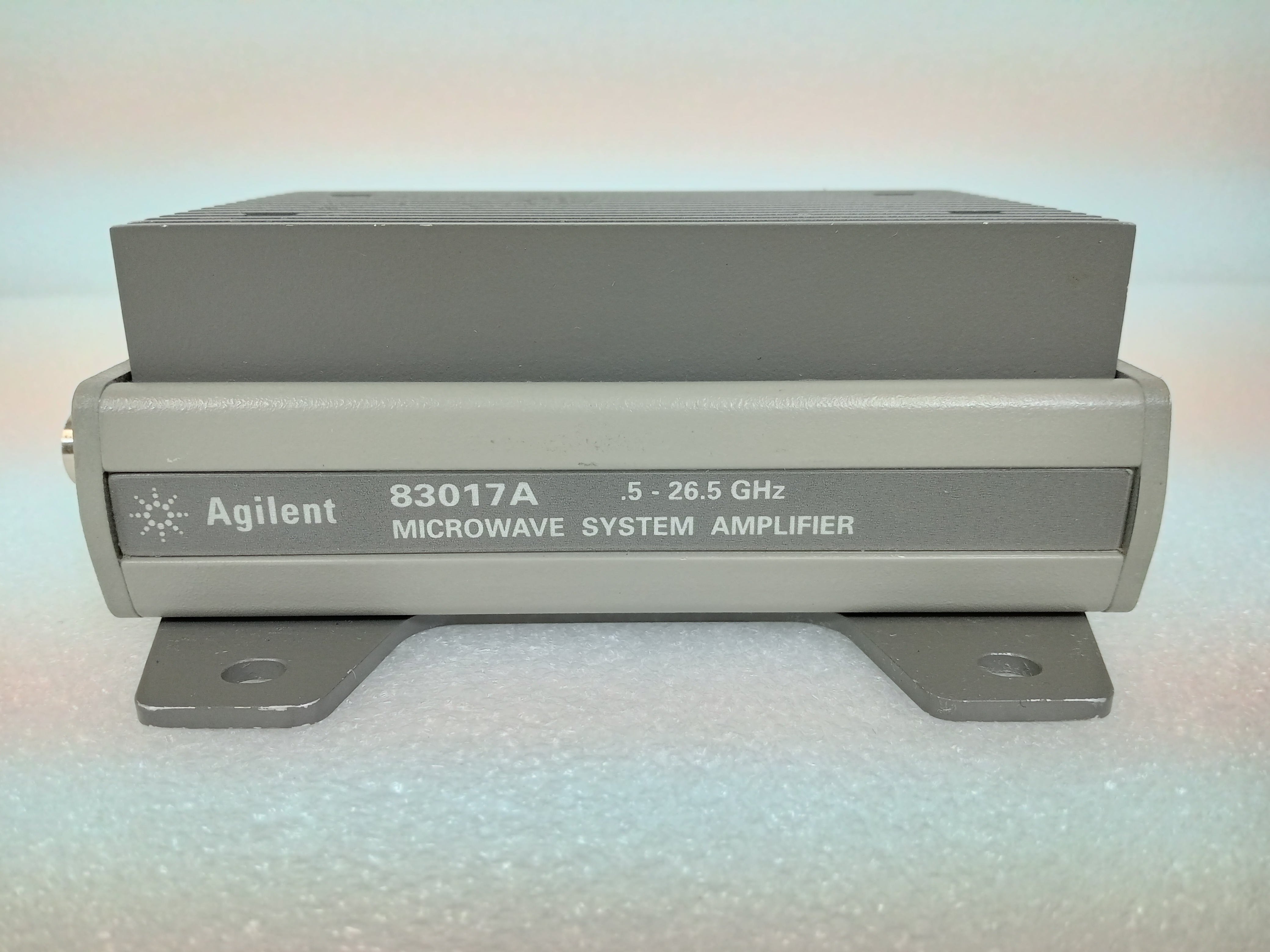 KEYSIGHT／キーサイト 83017A/87422A マイクロ波システム増幅器、0.5～26.5 GHz | 中古計測器の販売・修理・買取 ...