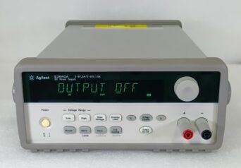 KEYSIGHT／キーサイト　E3640A　30 W電源（8 V/3 Aまたは20 V/1.5 A）